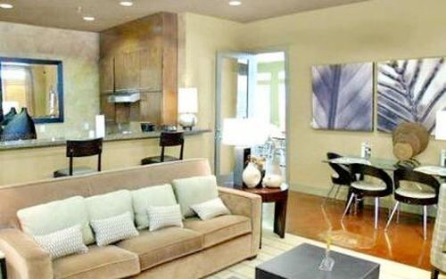 Foto del edificio - 1853 W Mockingbird Ln