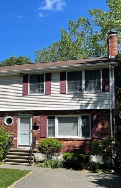 Foto principal - 50 Brookside Ave