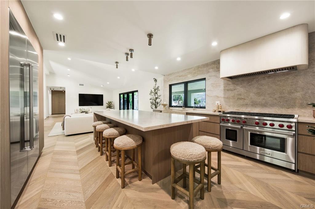 Foto principal - 10742 Walnut Dr