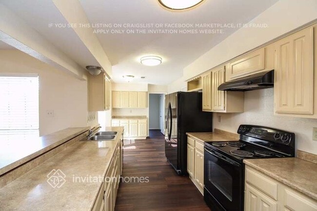 Foto del edificio - 421 Kingsbridge Dr