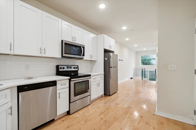 Photo - 1802 N Bouvier St Apartment