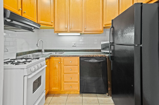Foto del edificio - 1127 W Farwell Ave