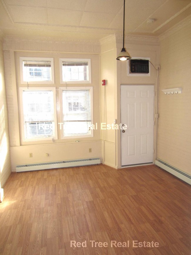 Building Photo - 417 Washington St