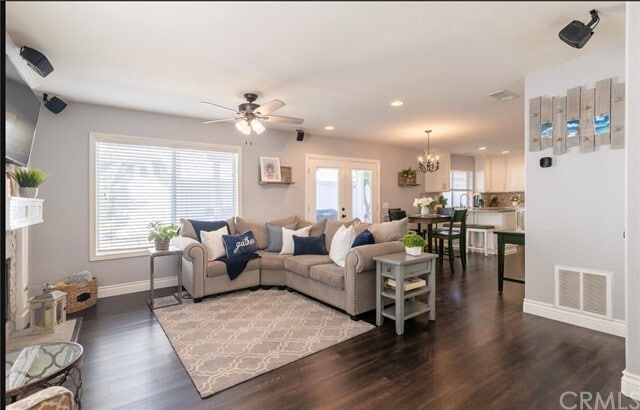 Building Photo - 35 Goldmine St