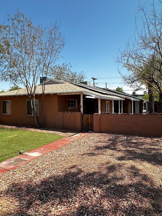 Foto principal - SOLAR...HELP SAVE ON ELECTRIC! 2 bedroom w...