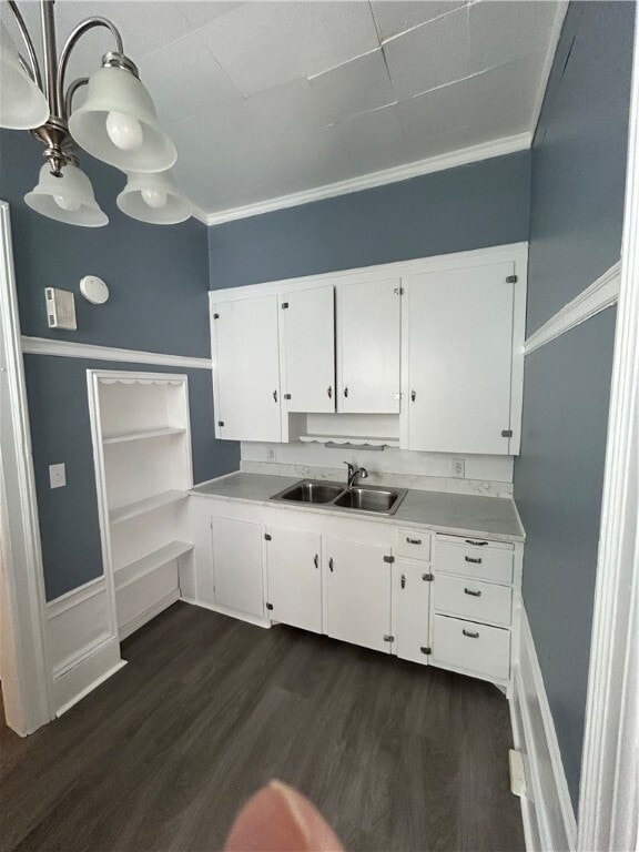 Building Photo - 401 Maple Ave