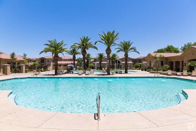 Building Photo - 1367 S Country Club Dr
