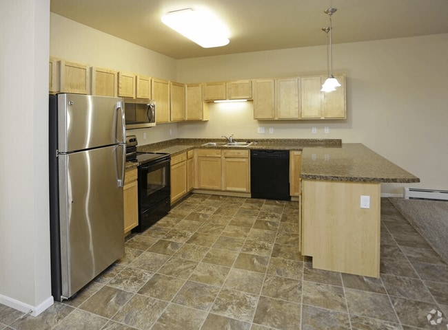Building Photo - Shadow Ridge Apartments