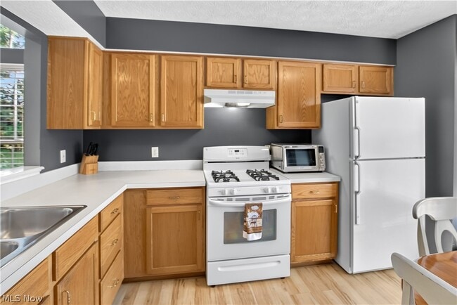 Building Photo - 1139 Lake Meadow Ln