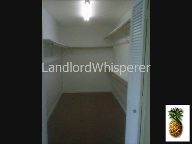 Foto del edificio - 7721 Louisa Rd