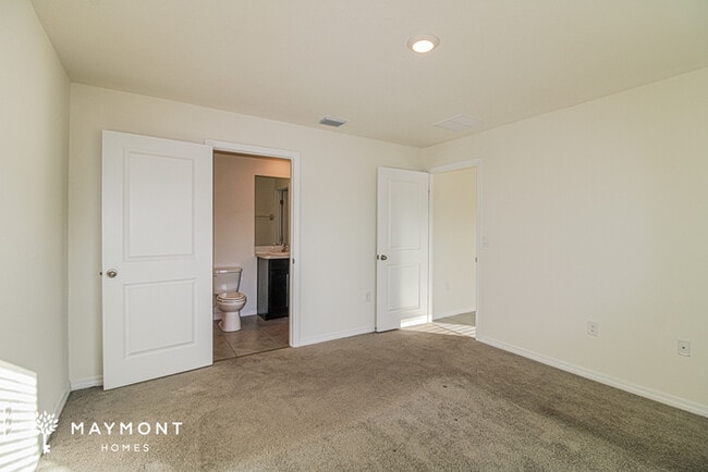 Building Photo - 8633 Triumph Cir