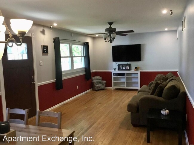 Building Photo - 3 br, 1 bath House - 340 Patterson Ln