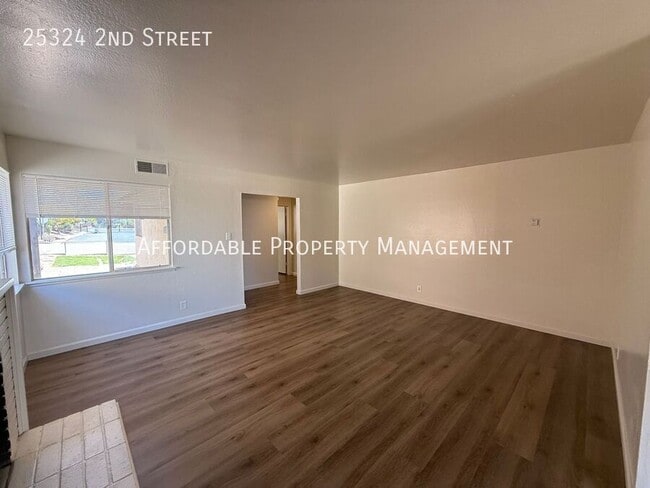 Building Photo - 25324 2nd St