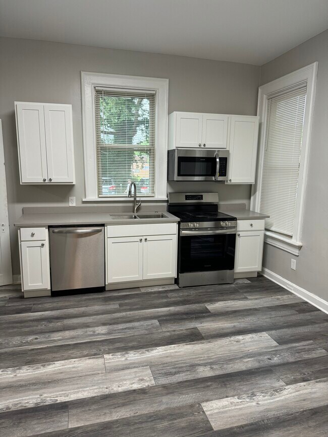 encimeras de cuarzo - 1314 Chase Ave