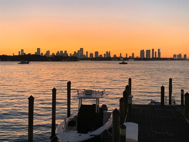 Foto del edificio - 1228 West Ave