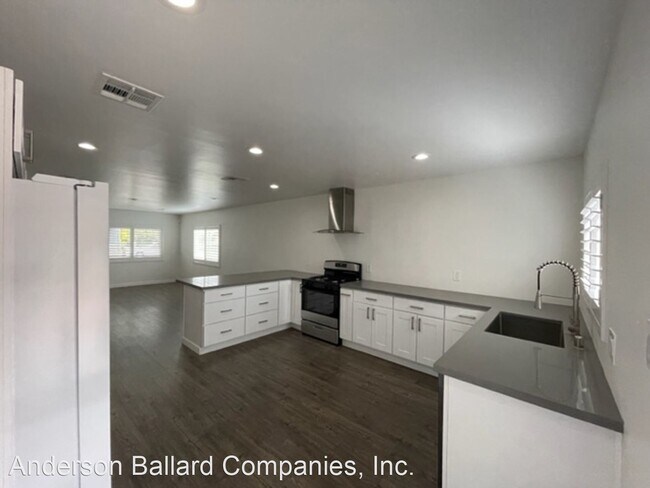 Building Photo - 2 br, 2 bath House - 3228 Estara Avenue