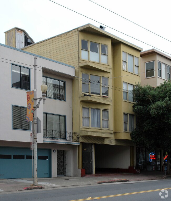 Building Photo - 1685 Union St
