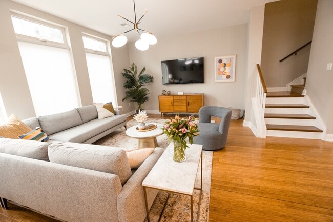 Foto del edificio - 130 Home St