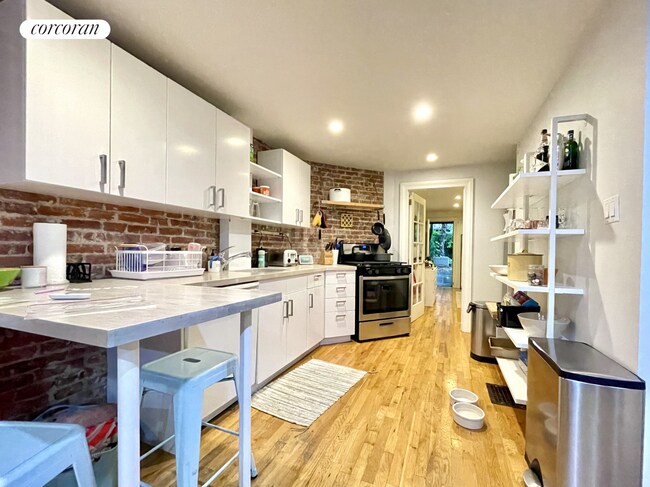 Foto del edificio - 434 6th St
