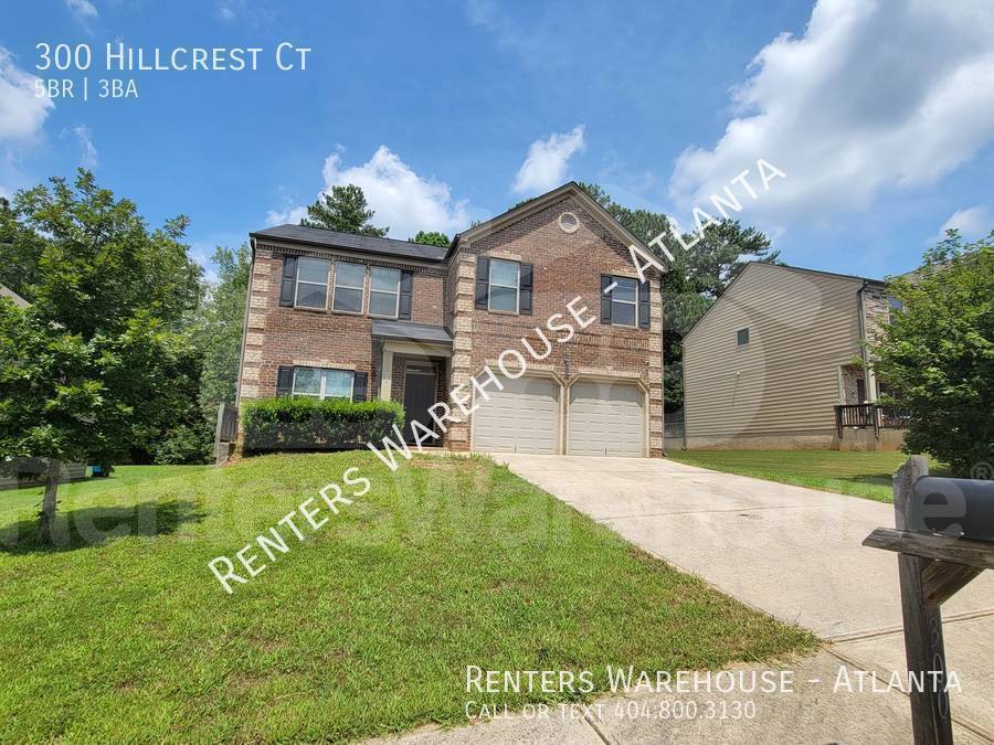Foto principal - Spacious 5 Bedroom home in Hampton
