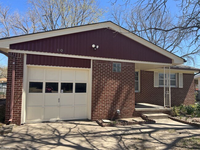 Foto del edificio - 2 br, 1 bath House - 1808 N Westridge Dr D...