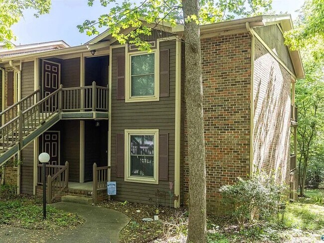 Foto del edificio - 2092 Woodlawn Dr SW
