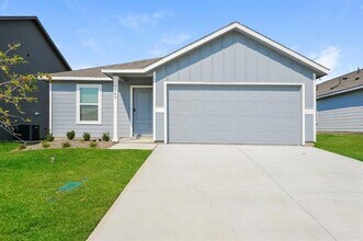 Building Photo - 2748 Mistwood Dr