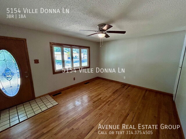 Foto del edificio - 5154 Ville Donna Ln