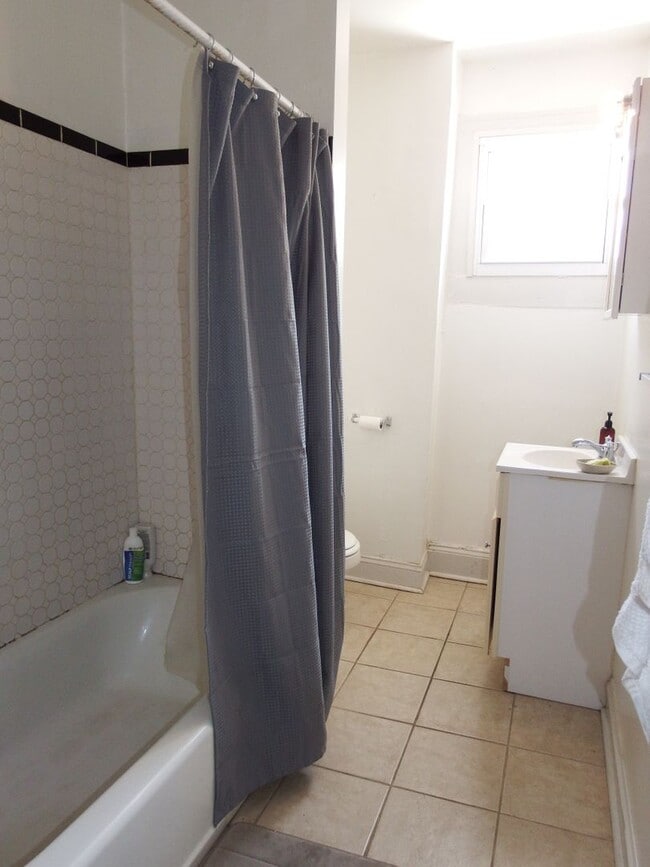 Photo - 3601 Keswick Rd Apartment