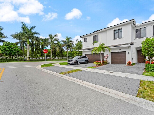 Foto del edificio - 23372 SW 110th Ct