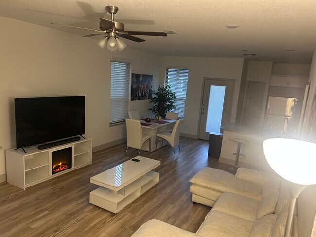 Foto del edificio - 7613 Briarwood Pass