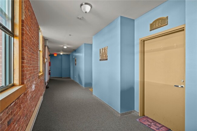 Foto del edificio - 1117 Douglas Ave