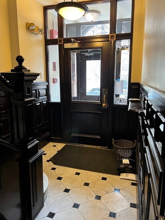 Foto del edificio - 261 Beacon St