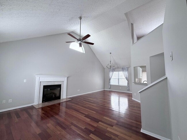 Foto del edificio - 9135 Windy Creek Dr