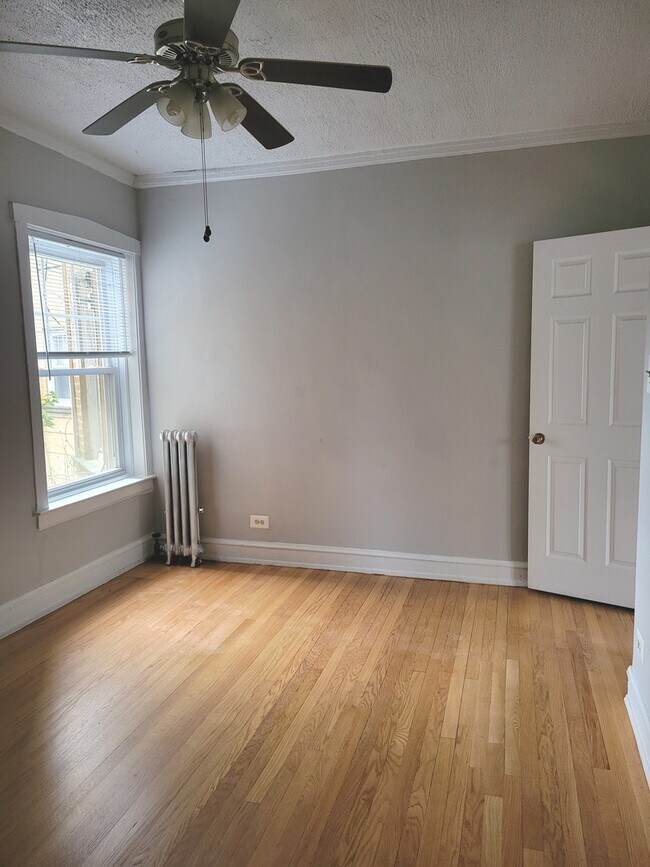 Foto del edificio - 7223 N Paulina St