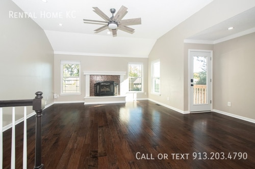 Foto del edificio - 582 W Layton St