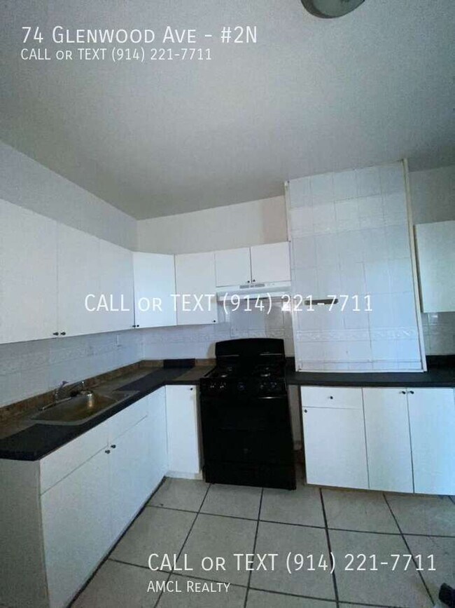 Foto del edificio - 74 Glenwood Ave