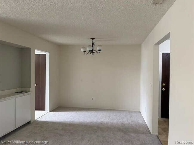 Foto del edificio - 27915 Berrywood Ln