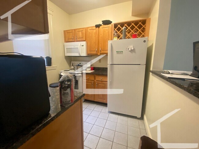 Photo - No Brokers Fee, No Security Deposit, centr... Apartment