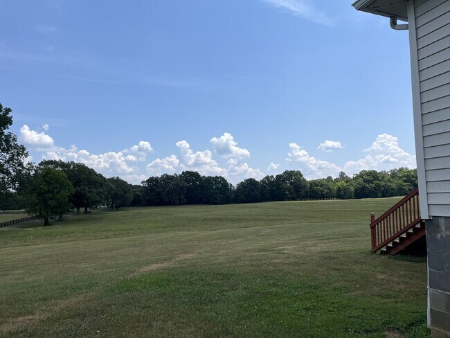 Foto del edificio - 7129 Deer Ridge Rd