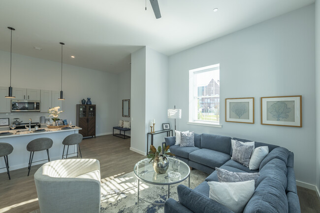 Building Photo - The Belmont at Eastview