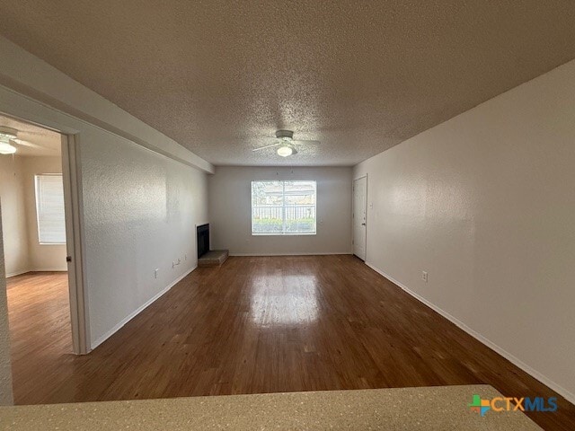 Foto del edificio - 205 Craddock Ave