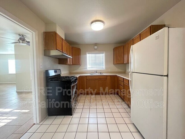 Building Photo - 1293 Clover Dr