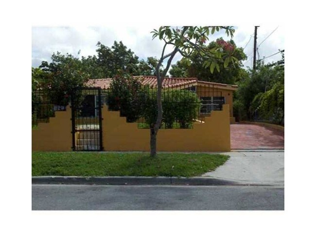 Foto del edificio - 311 SW 20th Rd