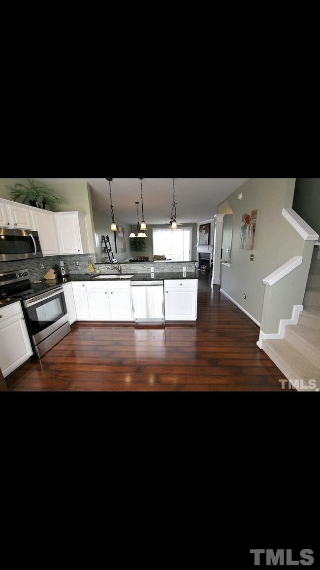 Building Photo - 1717 Zachary Brook Ln