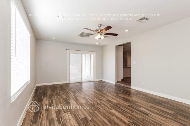 Foto del edificio - 6102 S Parkside Dr