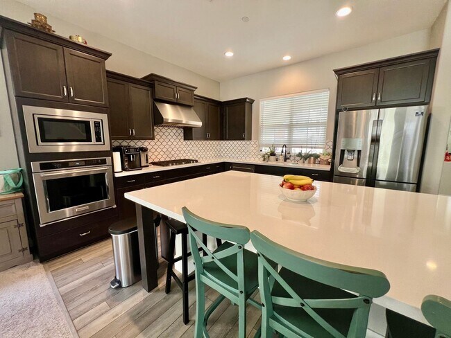 Foto del edificio - Lovely Single Family Home in Sea Haven -  Coming Soon!