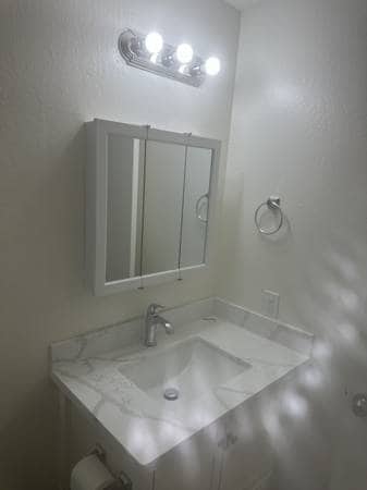 Building Photo - 2211 Leland Ct
