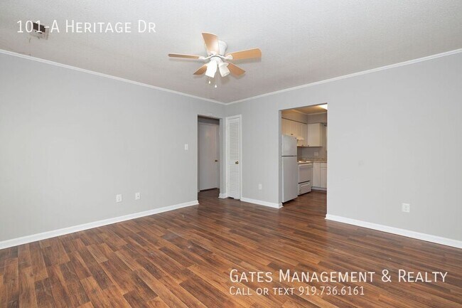 Foto del edificio - 101 Heritage Dr
