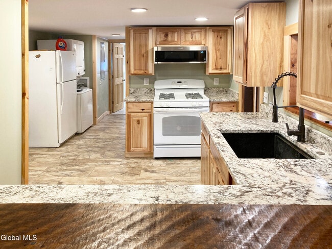 Building Photo - 107 Patten Mills Rd